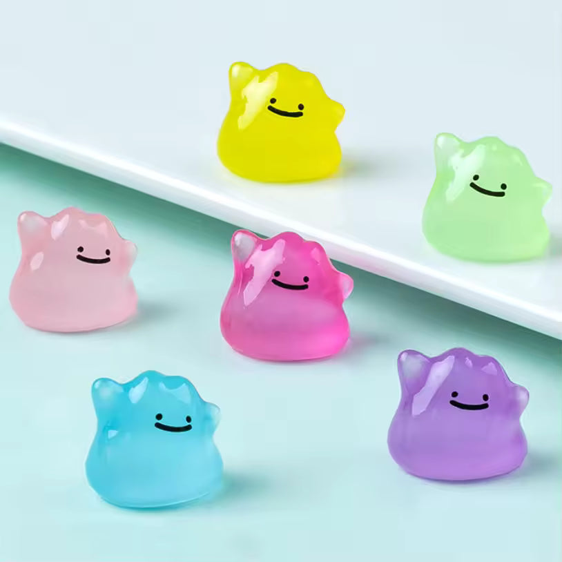 Ditto Desk Decor (Glow In The Dark) - 6 pack