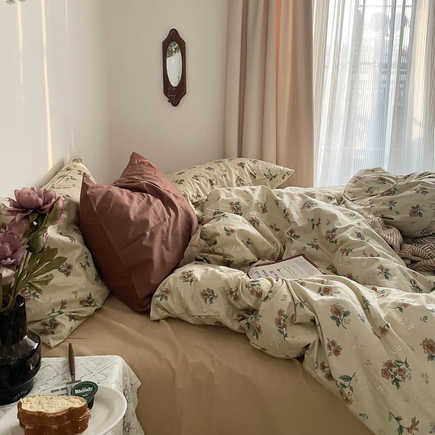Dark Academia Bedding Set