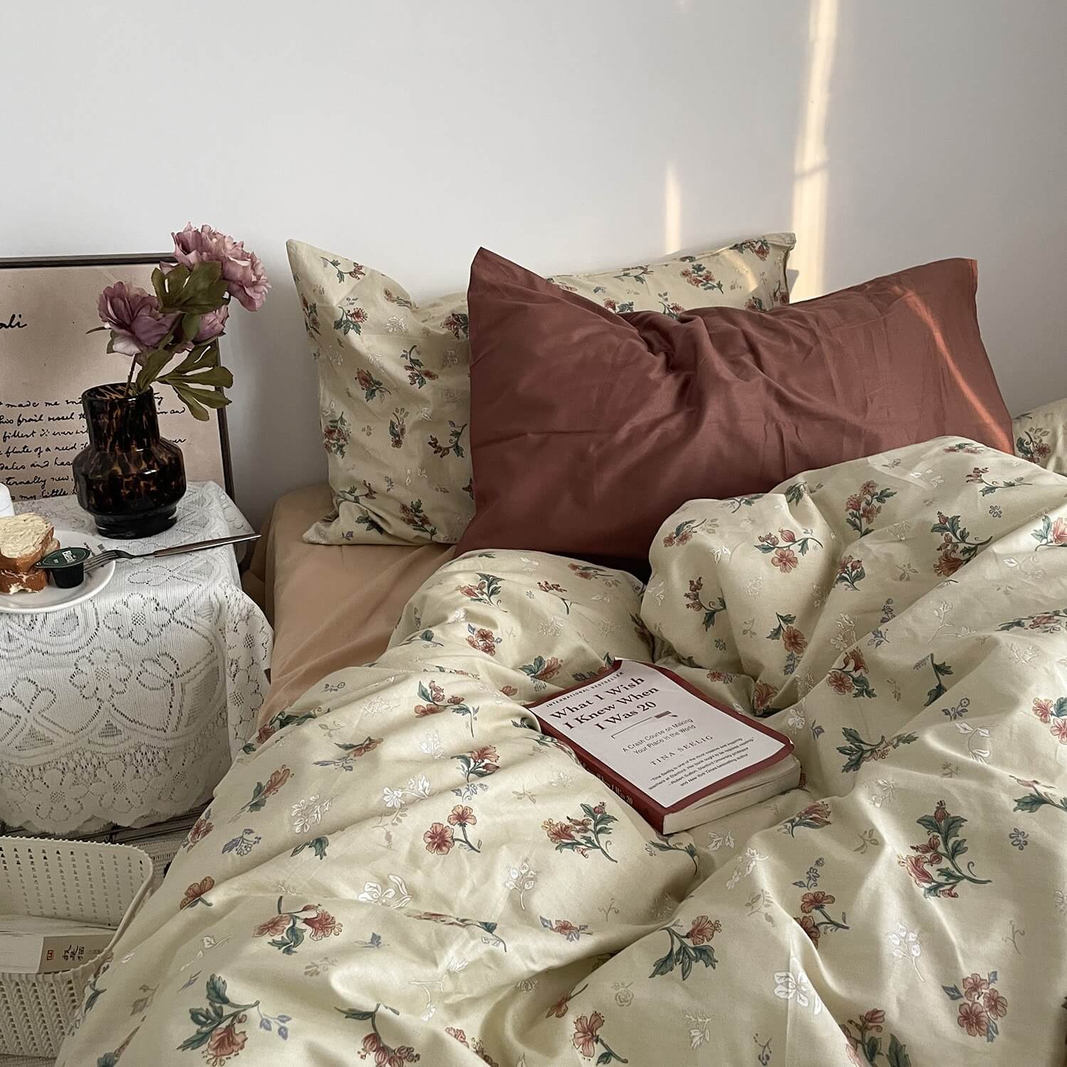 Dark Academia Bedding Set
