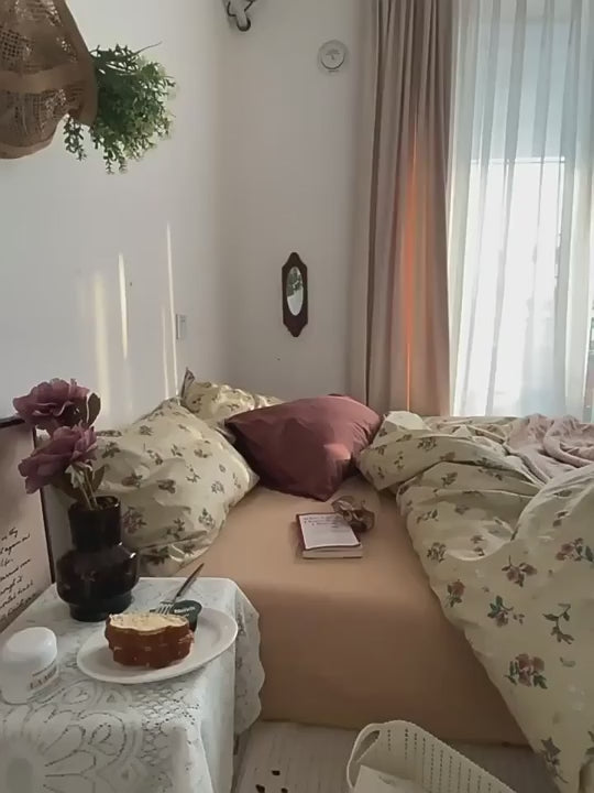 Dark Academia Bedding Set